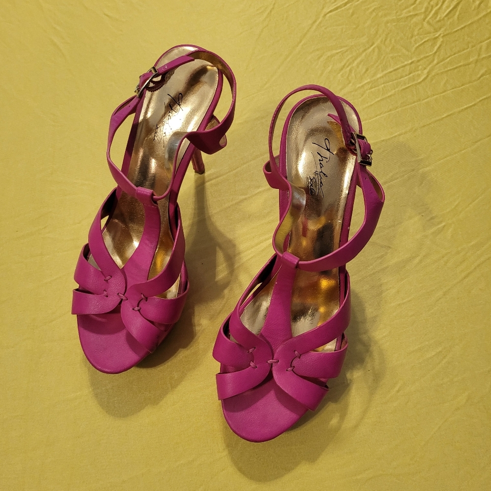 Thalia Fushia Sandle Heels